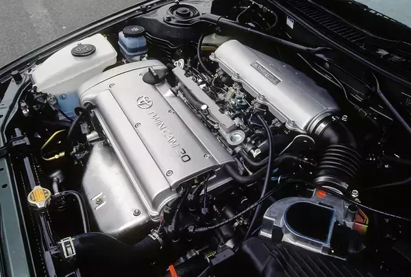 「クルマ好きでも「そんなのあったっけ？」　名前も姿も思い出せないマイナーすぎる派生車４選」の画像