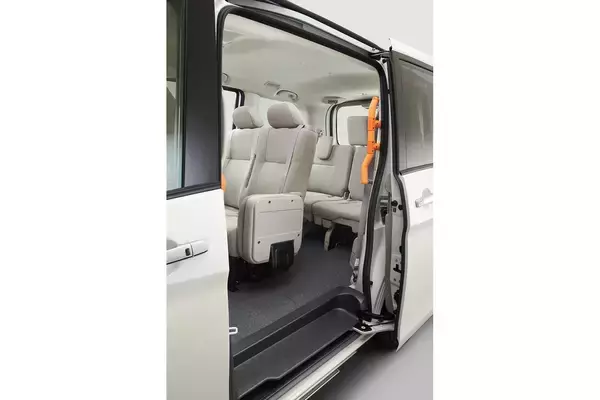 「「スライドドア」＋「低床フロア」だけじゃ足りない！　子どもも高齢者もあらゆる家族が満足するクルマをズバリ挙げる」の画像