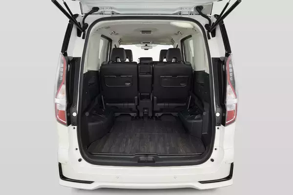 「「スライドドア」＋「低床フロア」だけじゃ足りない！　子どもも高齢者もあらゆる家族が満足するクルマをズバリ挙げる」の画像