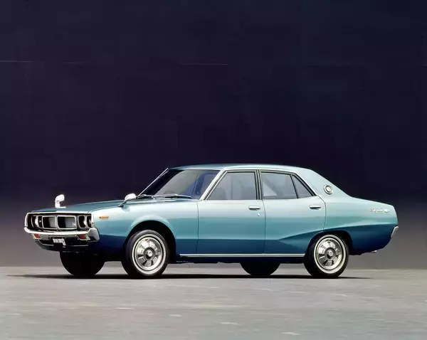 「【新型登場？】日産 スカイラインの現状と今後の展開について」の画像