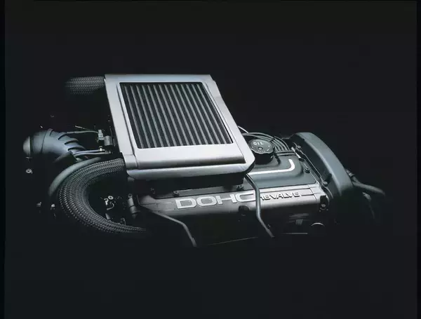 「80年代のパワー戦争黄金期はよかったなぁ……昭和オヤジが熱狂した「２リッターターボ」の名エンジン３機」の画像