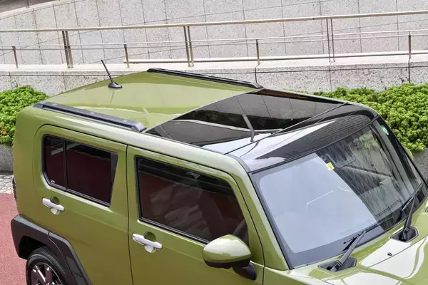 「雰囲気で買うと「ブーイング」必至！　ファミリーカーっぽいのにファミリー向きじゃないクルマ５台」の画像