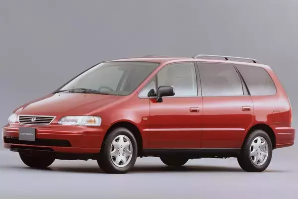 「ミニバンとは？　他にはないミニバンの良さや最新人気車種をご紹介！」の画像