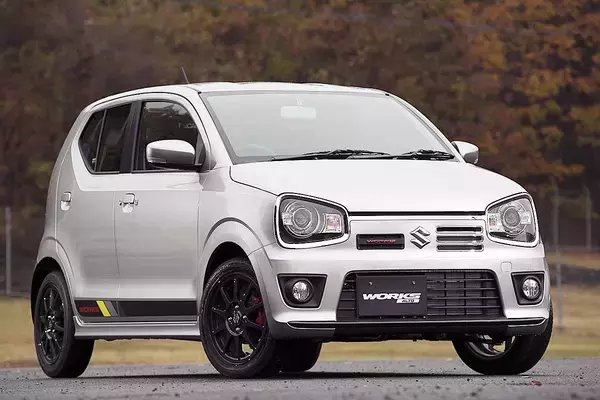 「大ヒット車の陰でひっそり消える悲しきモデルも！　月販二桁・三桁の「モテない」クルマの特徴４選」の画像