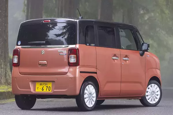 「【試乗】お手頃価格でも上質！　ワゴンＲスマイルの「走り」と「中身」にスズキマジックを見た」の画像