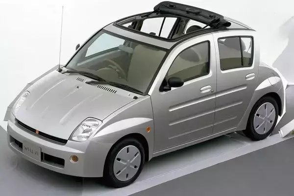 「ドッチが顔でドッチがお尻？　前後がソックリな不思議デザインのクルマ８選」の画像