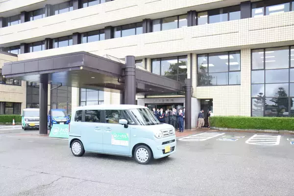 「深刻化する地域の孤立化を救う新たな交通手段が登場！　富山県朝日町で「ノッカルあさひまち」が本格運行開始」の画像