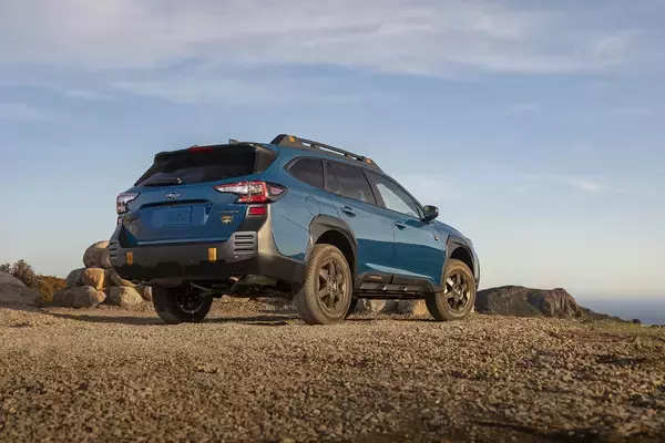 「なぜ日本で売ってくれない！　ホンダとスバルが「アメリカ」で売る「ワイルドSUV」がカッコよくて羨ましすぎる」の画像