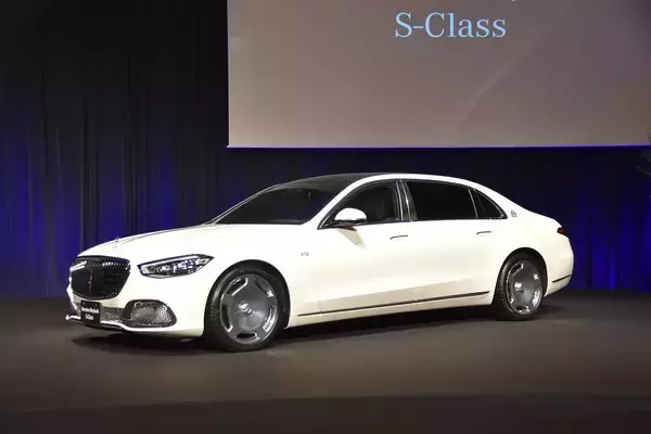 「ほとんどの輸入車に右ハンドルが用意されるいまでも「輸入車は左ハンドル主義！」な人が存在するワケ」の画像