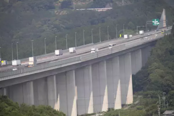 「「日本に高速道路は４本のみ」の豆知識は通称名から広まったウソ！　知られざる高速の正式名称と本当の区分」の画像