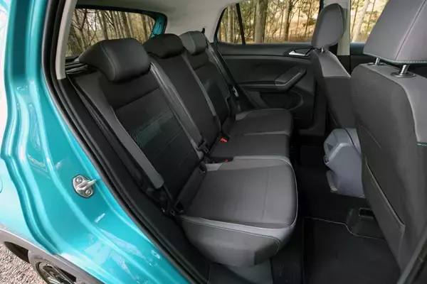 「もうビビる必要なし！　敷居が高いのは昔の話！　安心して「異国情緒」が味わえる輸入車５選」の画像