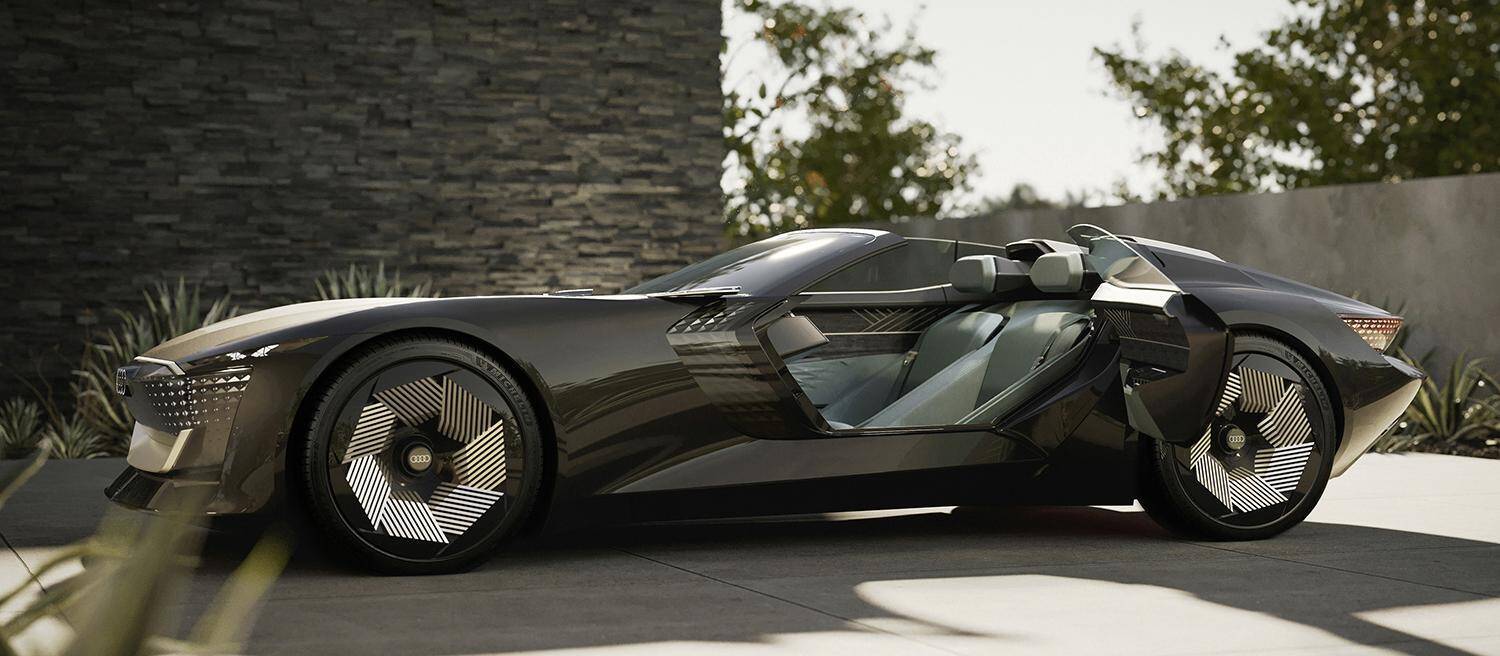 超ハイテク「しゃくとり虫」！　ボディが伸び縮みする「アウディ・スカイスフィア」は何目的のコンセプト？