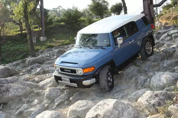 「私、脱いだらすごいんです！　「見た目はオシャレ」「走れば野生児」なSUV４台」の画像