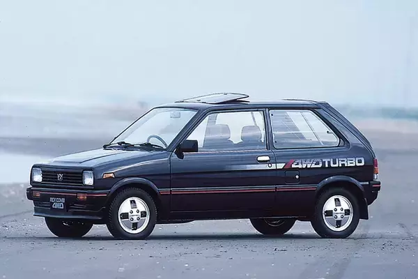 「現行N-BOXもなんのその！　かつて爆発的ヒットを遂げた軽自動車３台」の画像