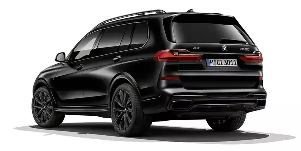 漆黒で統一された最高峰ラグジュアリーSUV！　BMW X7 Edition in Frozen Black Metallicが登場