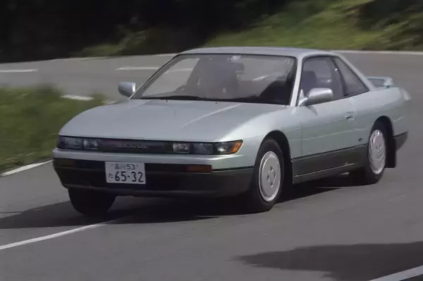 「中古スポーツカー価格「高騰」が止まらない！　最近驚異の「爆上げ」をみせているクルマ４選」の画像