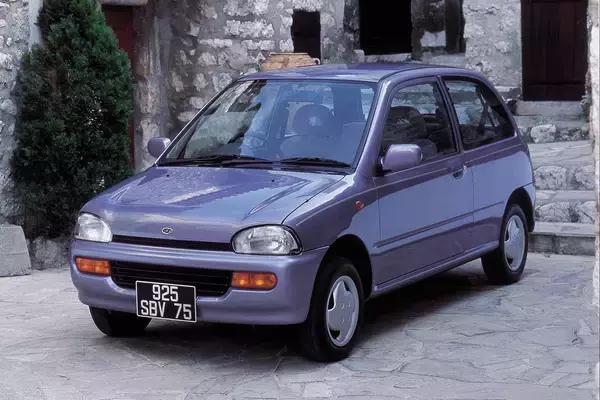 「4WDと水平対向だけがアイデンティティじゃない！　世界初のCVT搭載量産車はスバル車だった」の画像