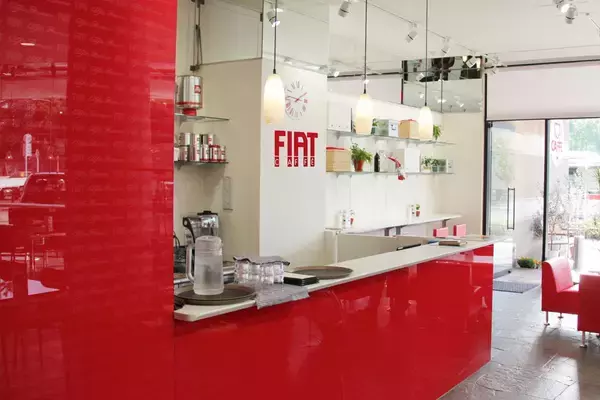 「ライト層どころか無知でもOK！　カフェやスイーツが熱い「映え系」クルマ関連スポット８選」の画像