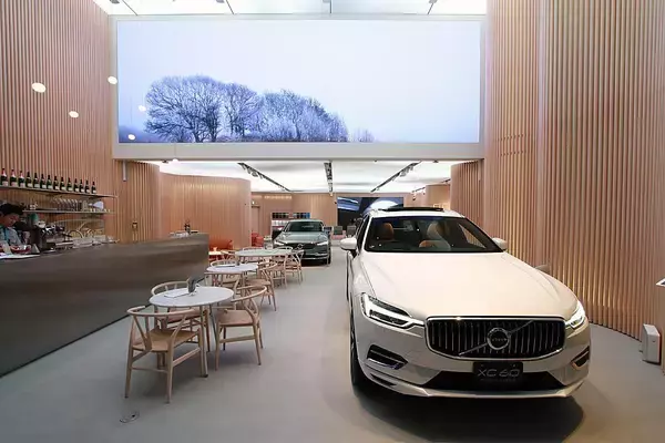 「ライト層どころか無知でもOK！　カフェやスイーツが熱い「映え系」クルマ関連スポット８選」の画像