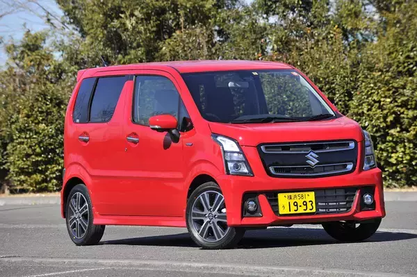 「スズキ・ワゴンRとは？　スティングレー・スマイルなど派生モデルも人気の車種をご紹介」の画像