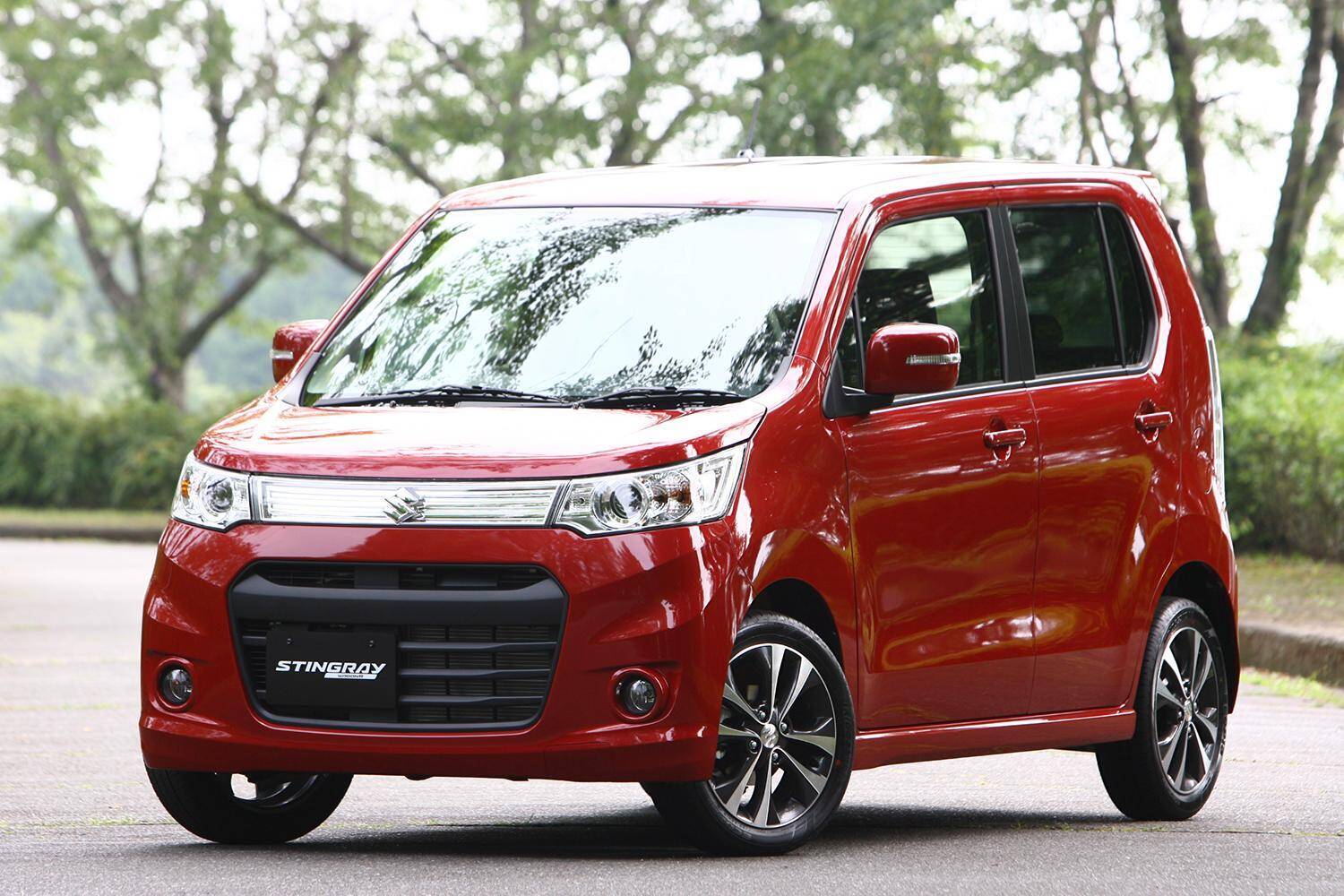 スズキ・ワゴンRとは？　スティングレー・スマイルなど派生モデルも人気の車種をご紹介