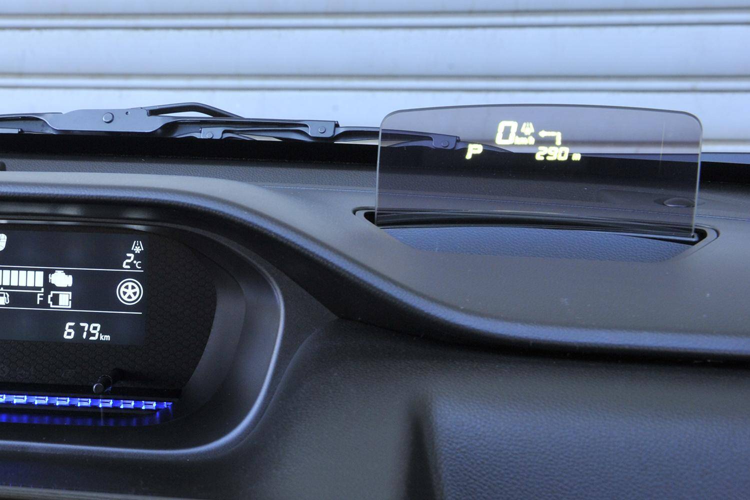 スズキ・ワゴンRとは？　スティングレー・スマイルなど派生モデルも人気の車種をご紹介