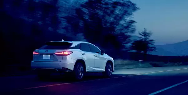 「人気のSUVにふたつの個性を追加！　レクサス「RX」に特別仕様車“Black Tourer”および“Elegant Tourer”を設定」の画像