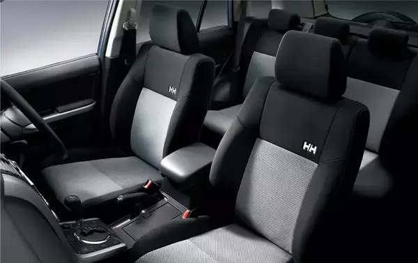 「グッチにBEAMSに「バカ売れ伝説」のパルコまで！　クルマとファッションの大胆コラボ車６選」の画像