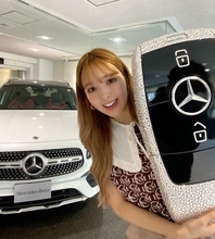 人気モデルのにこるんが「メルセデス・ベンツGLB」を買ったワケ