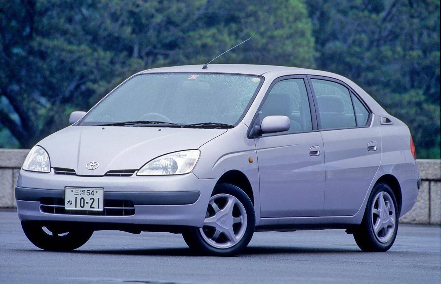 大メーカーを「救った」「変えた」！　たった１台で革命を起こしたクルマ３選