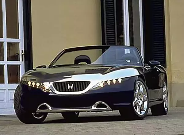 「理解できなければ凡人？　自動車界のオシャレ番長「ピニンファリーナ」が手がけた意外な日本のクルマ３選」の画像