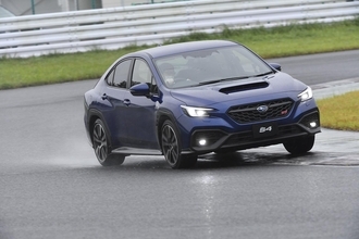 【試乗】新型WRX S4とレヴォーグ STI Sport Rをサーキットで全開！　ときに「羊」ときに「狼」の両面を楽しめる