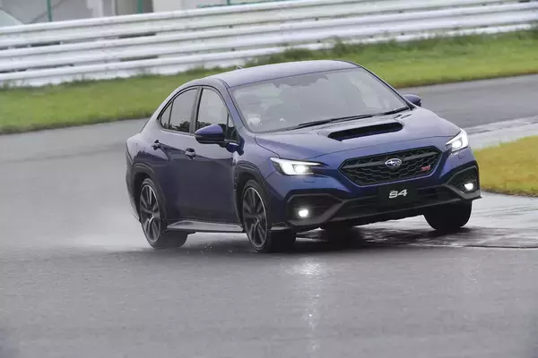 【試乗】新型WRX S4とレヴォーグ STI Sport Rをサーキットで全開！　ときに「羊」ときに「狼」の両面を楽しめる