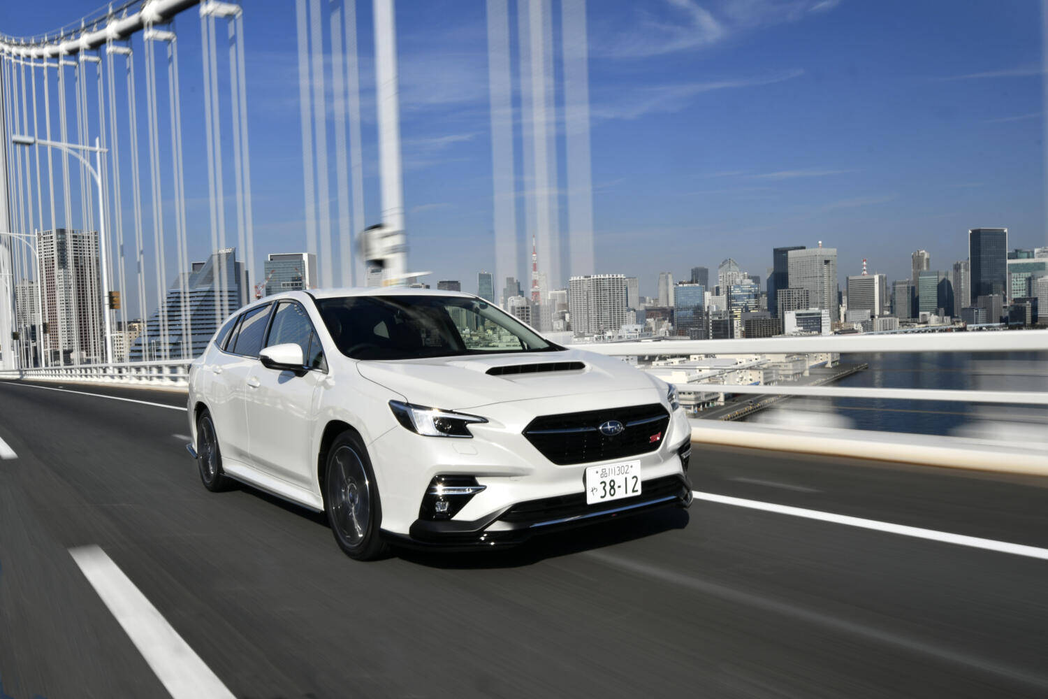 ライバル車が見当たらない！　誰もマネできない「唯一無二感」全開の国産車４台