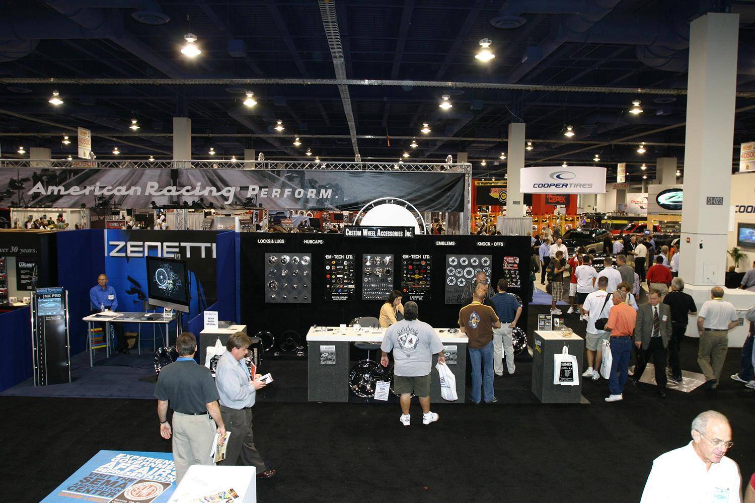 サロンよりもメッセよりも先だった！　日本もお手本にしたアメリカの「SEMAショー」とは