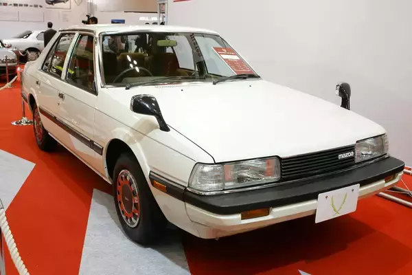 「デニスホッパーに忌野清志郎にエリマキトカゲまで！　「三菱って〜のが」なんてセリフもあったかつての衝撃クルマCMたち」の画像