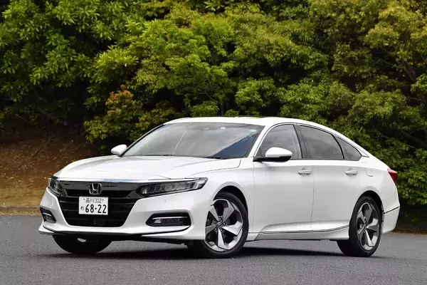 「不人気車のレッテルは日本だけ！　海外じゃバカ売れしている国産車たち」の画像