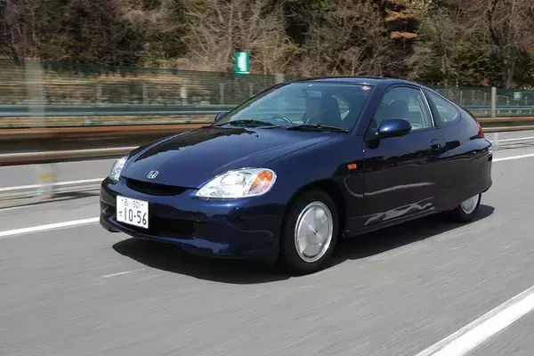 「自動車コラムニスト山本晋也さん最終的に行きついたのはエブリイバンだった！　【みんなの愛車遍歴 Vol.２】」の画像