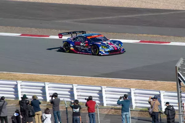 「SUBARUがついに悲願のGT300チャンピオンを獲得！　次なるGT500挑戦の可能性を直撃した」の画像