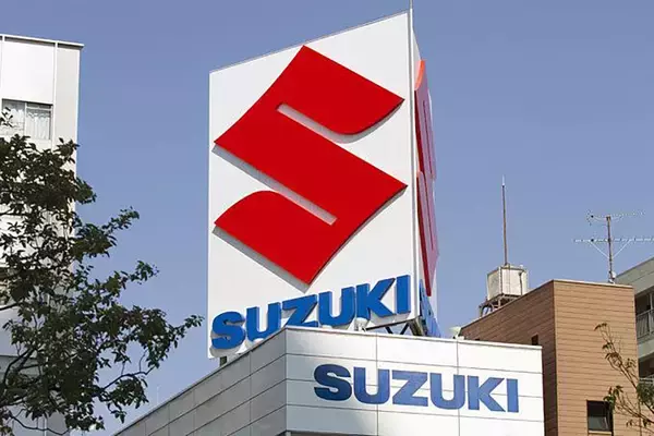 「開ければ満員御礼！　それでも１月３日からオープンする新車ディーラーが激減しているワケ」の画像