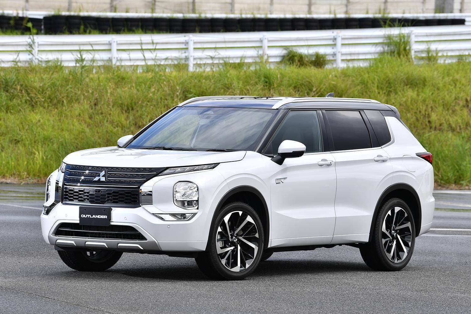 【速報】2021-2022 日本カー・オブ・ザ・イヤーは日産ノートシリーズに決定！