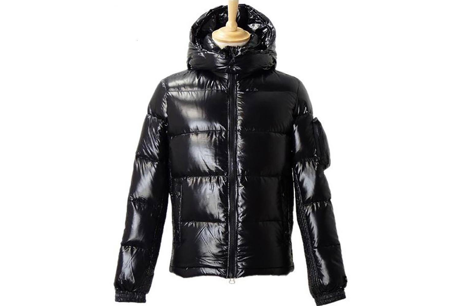 クルマ好きでもオタク感を消すにはどうしたら？　うまく自己主張できるオシャレアパレルの合わせ方