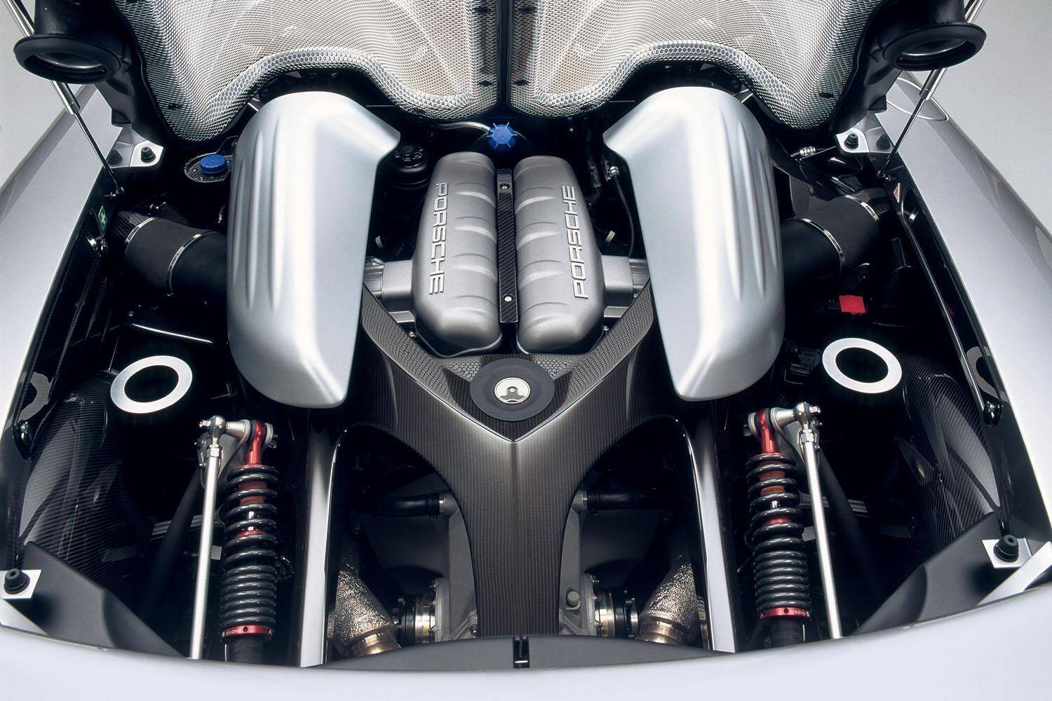 究極の「カレラ」は賛否両論だった！　ポルシェのスーパースポーツ「カレラGT」の真実