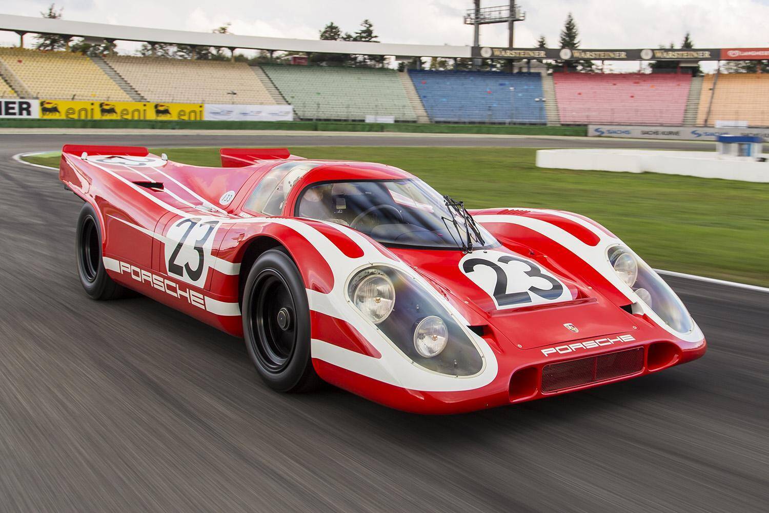 究極の「カレラ」は賛否両論だった！　ポルシェのスーパースポーツ「カレラGT」の真実