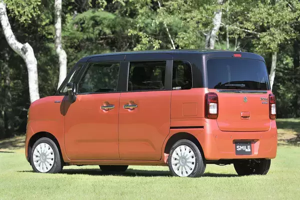 「ターボもないし派生車だし「地味車」の部類！　それでも「ワゴンRスマイル」がバカ売れする「素直な開発」という武器」の画像