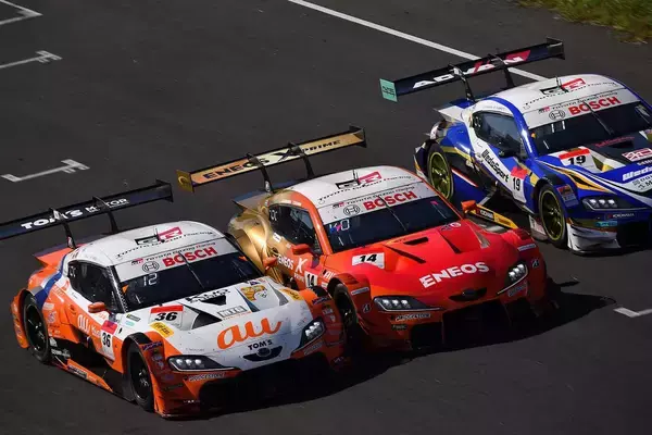 モータースポーツのドラマが凝縮されたベストショットを展示！　JRPAが会員による写真展を開催