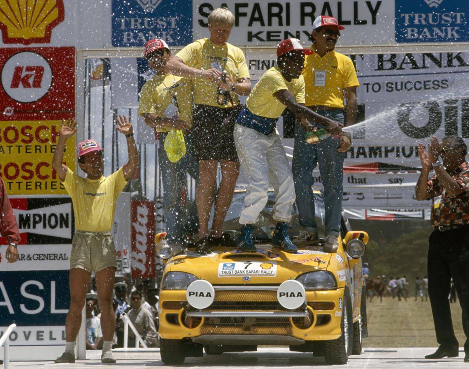 ターボに比べて日陰の存在！　ほぼ絶滅したスーパーチャージャー搭載でヒットを飛ばしたクルマ５選