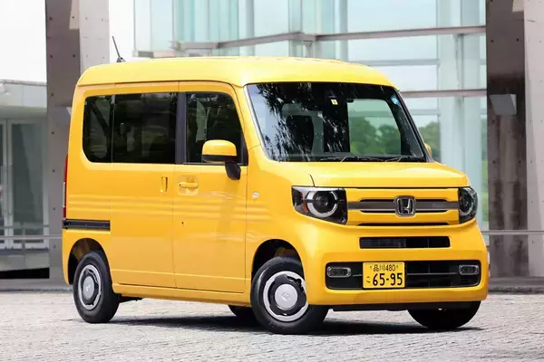 「軽もミニバンもいらない！　売れ筋ジャンルを斬り捨てたマツダやスバルの思惑とは」の画像