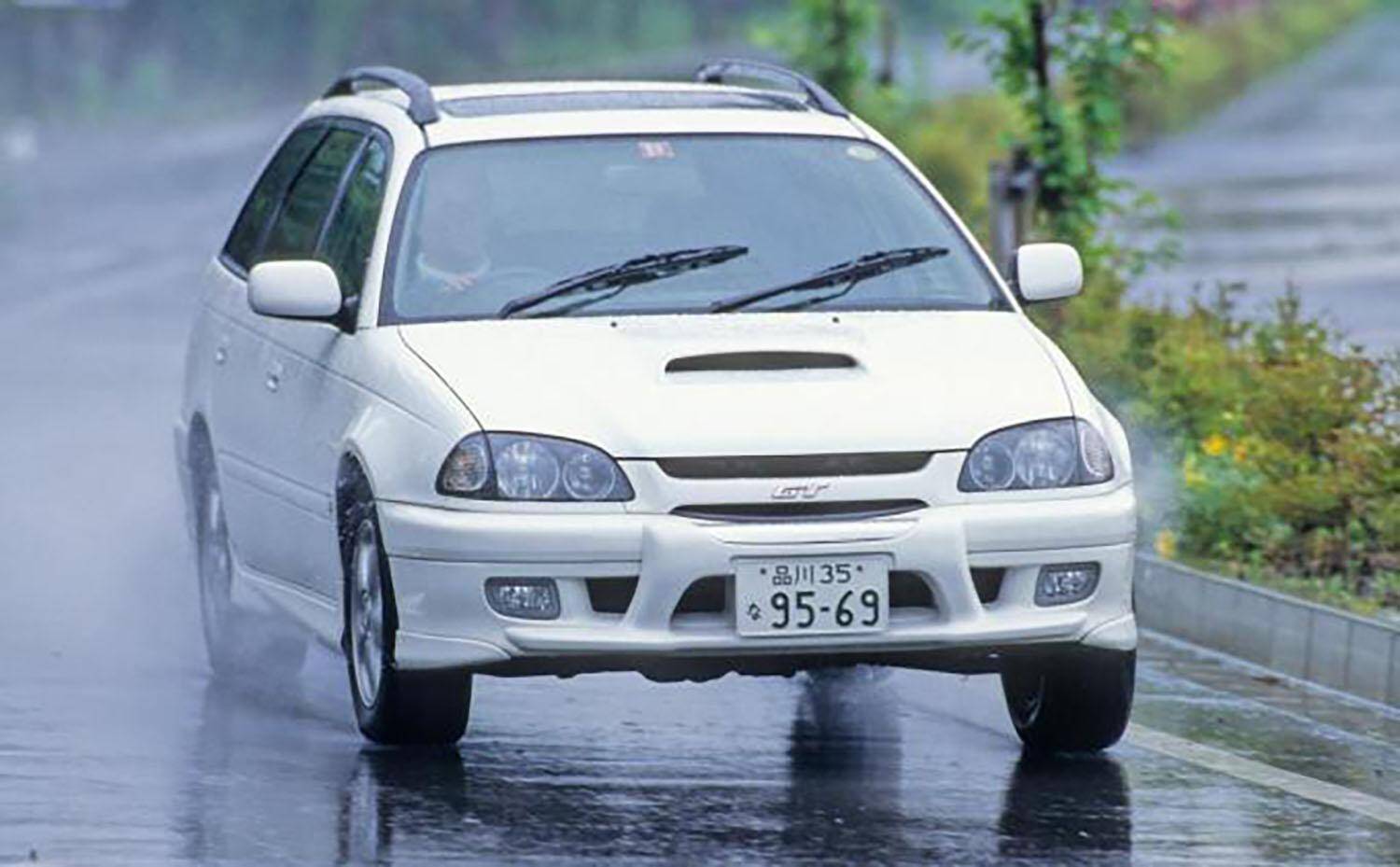 最強トヨタでも勝てなかった！　「後出しジャンケン」なのに売れなかったクルマ４選