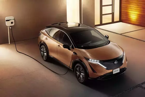 「日産はアリアを使ってカーボンニュートラルを目指す！　自治体向けの脱炭素社会実現支援のための連携を合同発表」の画像